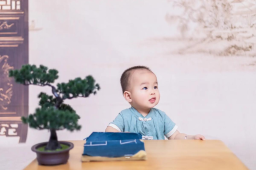 海西孕妇几个月有反应